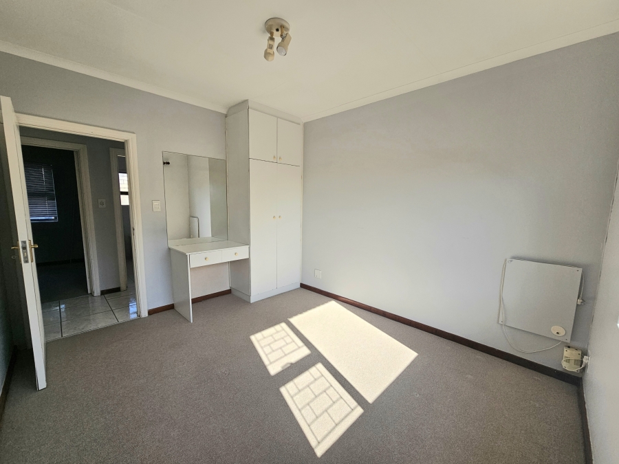 To Let 3 Bedroom Property for Rent in Blue Bend Eastern Cape